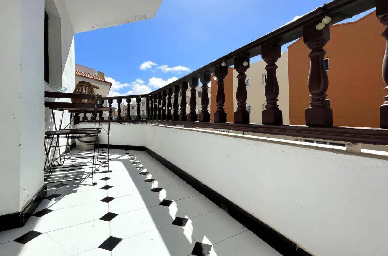 Central House كوراليهو المظهر الخارجي الصورة